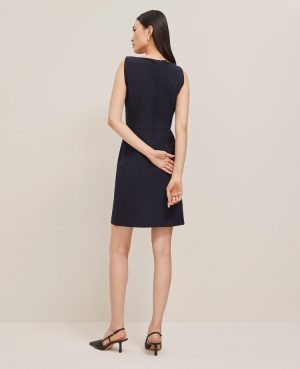 The Boatneck Dress in Seasonless Stretch