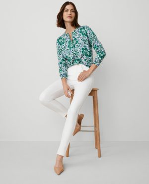 The Petite Skinny Jean