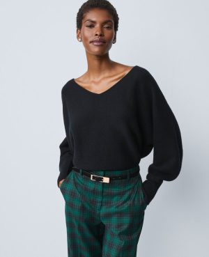 Cashmere V-Neck Sweater