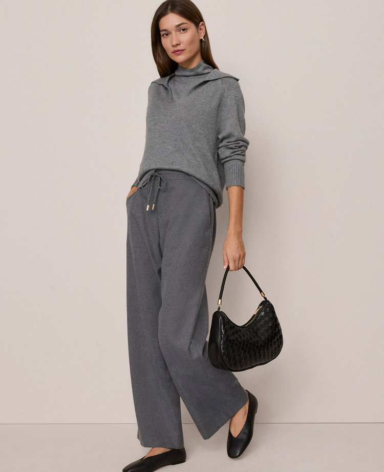 Petite Weekend Collection Wide-Leg Jogger Pant