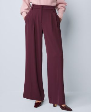 The Pleated Wide-Leg Pant in Bi-Stretch