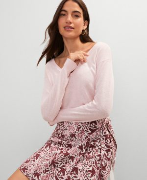 Petite Weekend Collection Linen Blend V-Neck Sweater