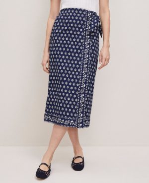 Petite Weekend Collection Petaled Sarong Skirt