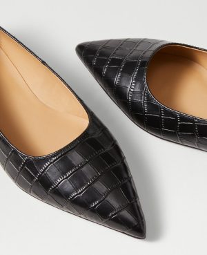 Weekend Collection Pointy Toe Croco Ballet Flat