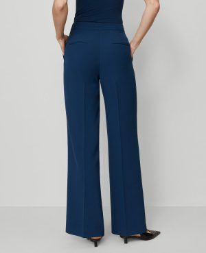 The Wide-Leg Pant in Fluid Crepe