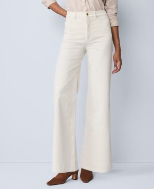 Petite Weekend Collection Wide-Leg Corduroy Pant